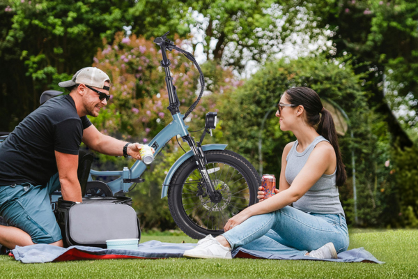 Elektrischer Schutz für den Planeten - täglicher Tag der Erde!